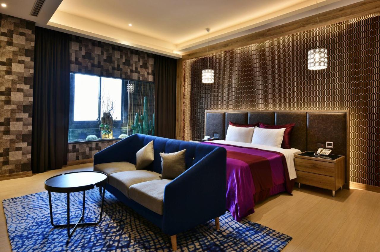 Venice Motel Taichung Luaran gambar